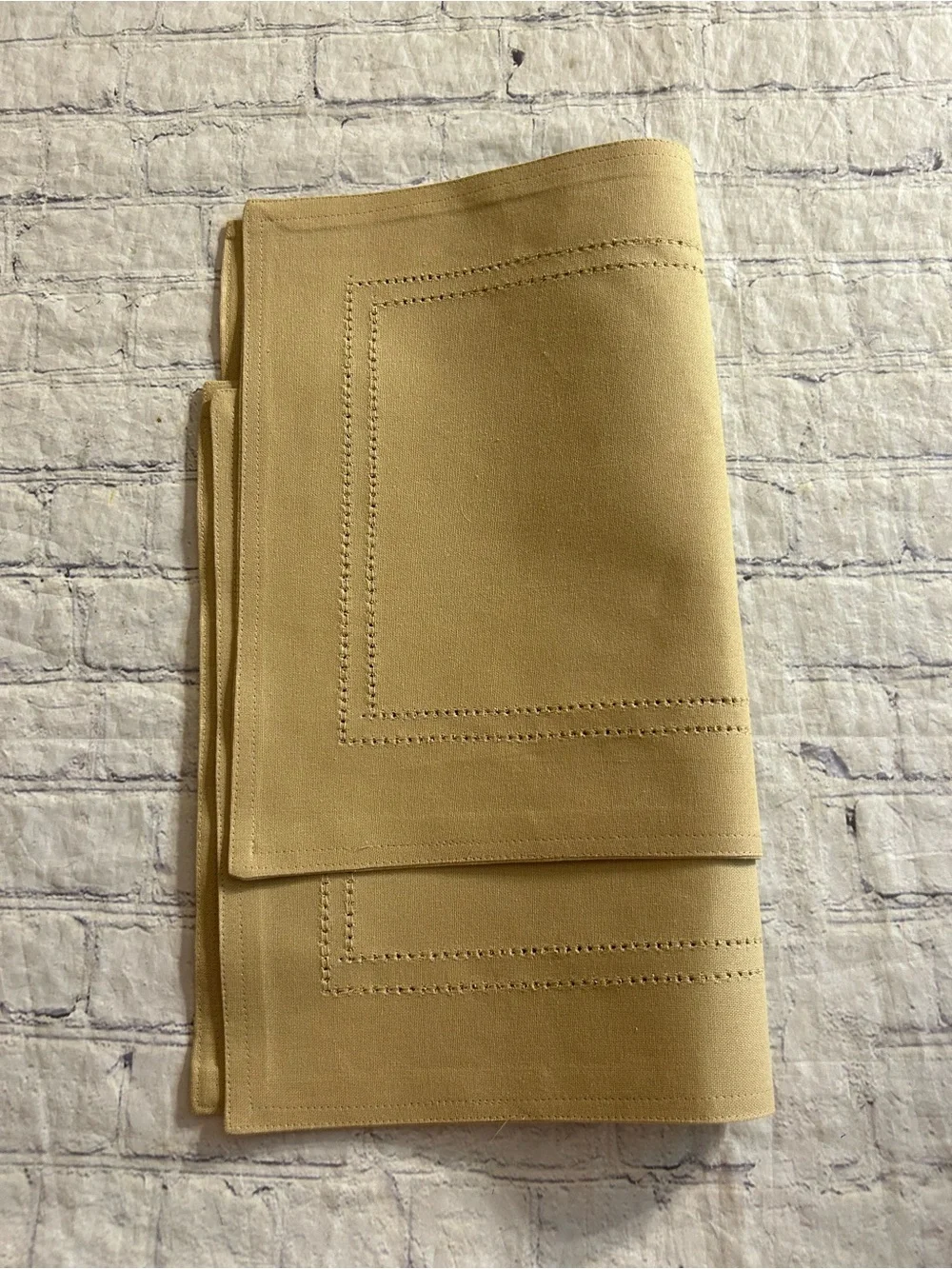 DOMAIN TM MADE IN INDIA NEUTRAL COLOR TAN 100% COTTON (2) PLACEMATS